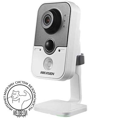 2МП IP видеокамера Hikvision с PIR датчиком DS-2CD2420F-I (4 мм)
